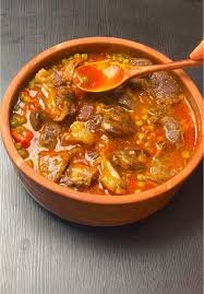 طاجن خضار مشكل باللحمة