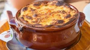 طاجن مكرونة بشاميل باللحمة